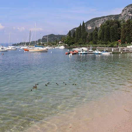 Monika Holiday 315 Magic Lake Гарда Екстериор снимка